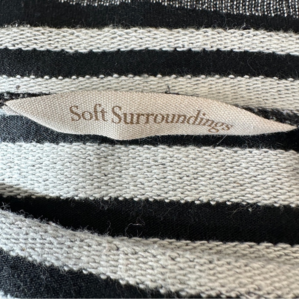Soft Surroundings black gray striped 3/4 length sleeve sweater Size M - Picture 8 of 10